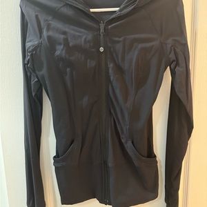 Lululemon reversible jacket size 6